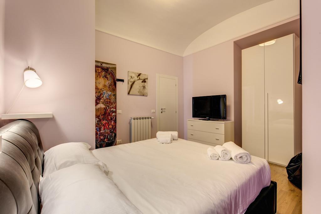 Erika House Rome