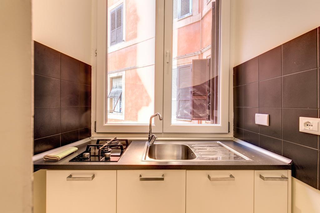Erika House Rome